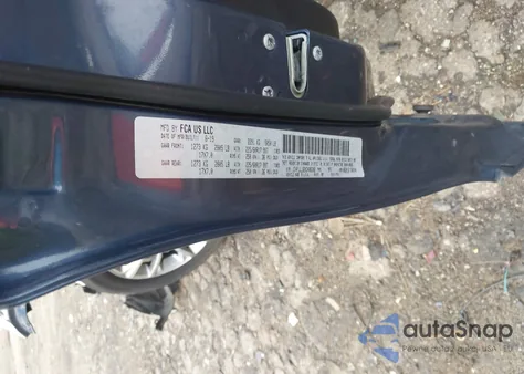 2019 Jeep Cherokee Latitude Plus из США, поврежденный, VIN 1C4PJLLB2KD486302